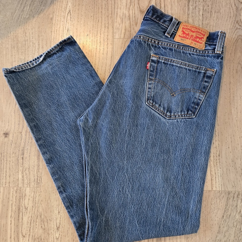 Levi's 501 Mens Denim Jeans W38 L36 Button Fly Red‎ Tab Med. Wash Straight Leg